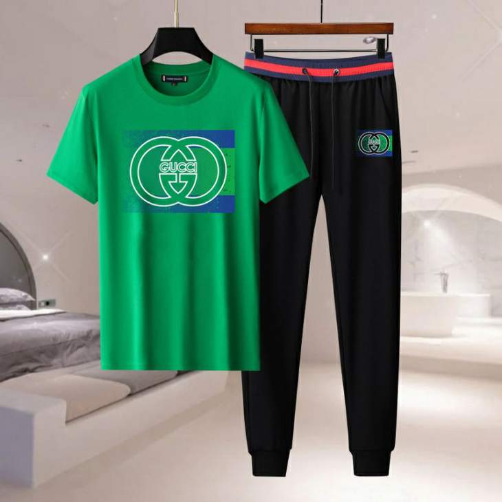 Picture of Gucci Shirt Pant Suits _SKUGucciM-4XL11Lr0221936